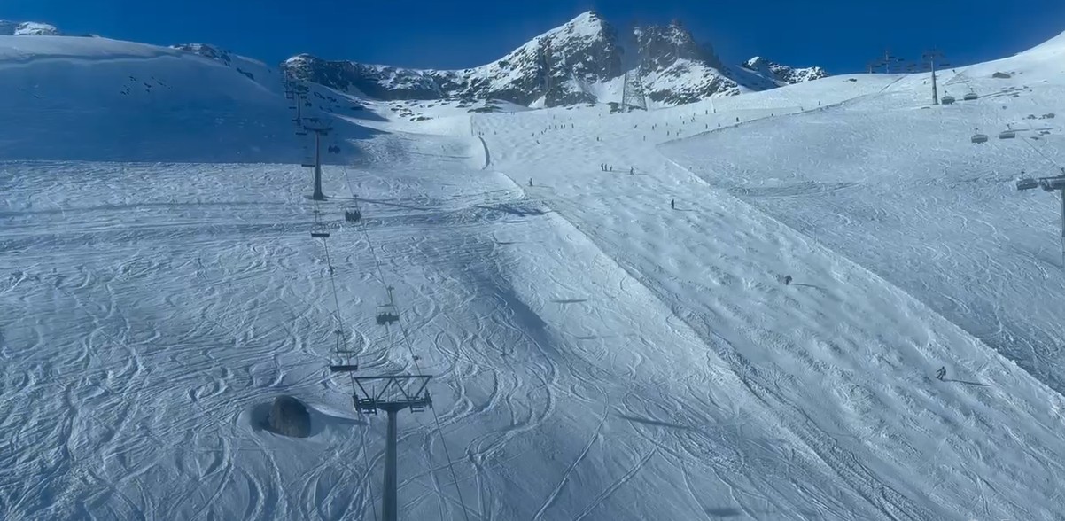 Ski slopes below Eggishorn